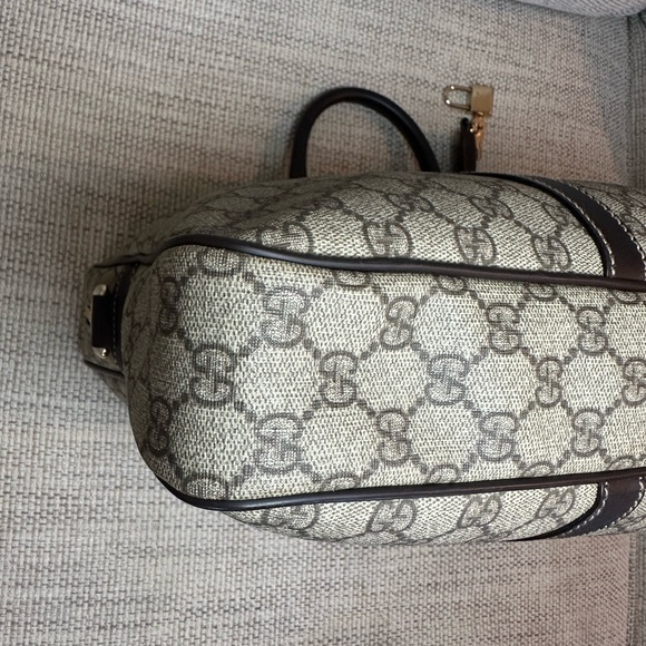Gucci GG Supreme Men's Briefcase - Picture 9 of 16